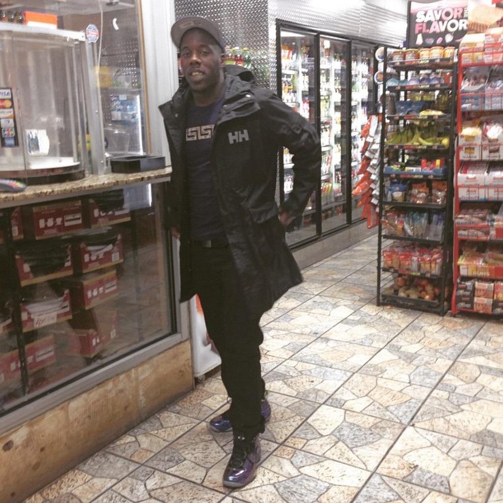 PFKOG's tweet photo. NOT MY FUCKIN BRO DAWG ‼️‼️‼️‼️ #LONGLIVEVL👼 http://t.co/dsfHZwNm1y