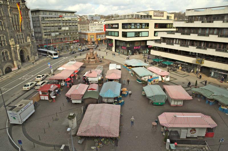 askans's tweet photo. Small &amp; eclectic - Wuppertal outdoor market / Germany - Food &amp; Farmers' Markets http://t.co/GfdQIdWrnB http://t.co/gJchs0Zf6T