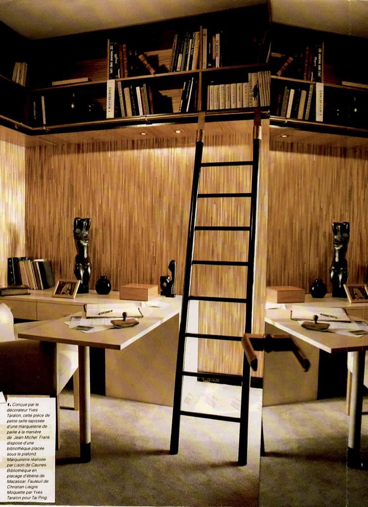 LCaunes's tweet photo. Un bureau en marqueterie de paille pour le décorateur Yves Taralon #marqueteriedepaille #strawmarquetry http://t.co/w6aMorkdOF