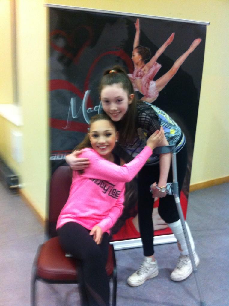 jessmess2000's tweet photo. @maddieziegler love you!💋 come back to Ireland soon! http://t.co/xi7RGrrN3Z
