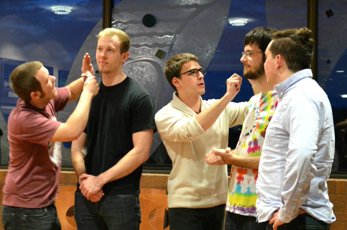 Behind the Bricks 🧱 tweet media