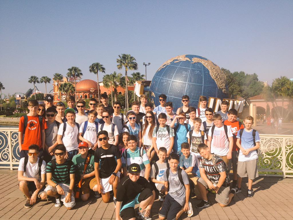 MissClarkLSP's tweet photo. What a holiday! LSP pupils- you were all fab! Some lasting memories and friendships have been made. #Orlando http://t.co/tL6NyXEcWB