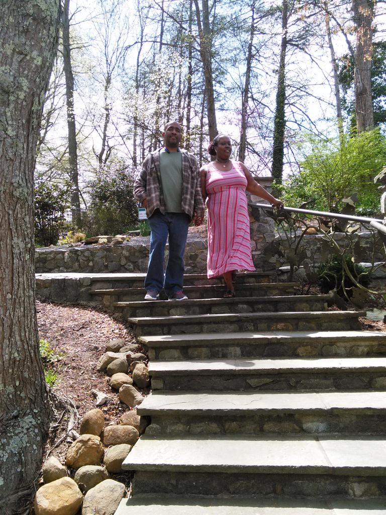 OliverExtras313's tweet photo. I really enjoyed a peaceful wonderful walk with my husband on this past Monday. It was a beautiful relaxed day out. http://t.co/lzca4M05R7