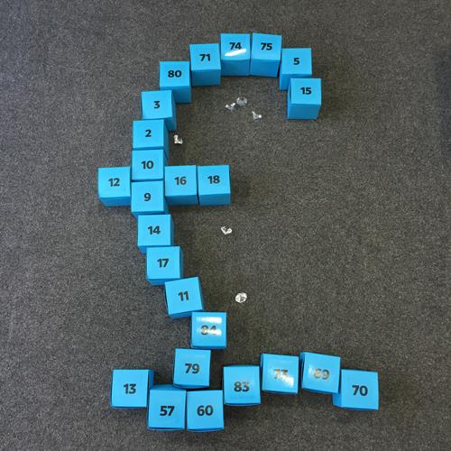 TNLUK's tweet image. Want to win £100 instantly? Join us live at 1pm tomorrow and YOU could #SaveTheTime #BlueBoxPlease