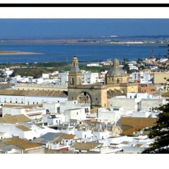 juanjesusdianez's tweet photo. ¿Aún no conoces Sanlúcar de Barrameda? Descúbrela, te la recomendamos http://t.co/Z0ZVKmJoZU
