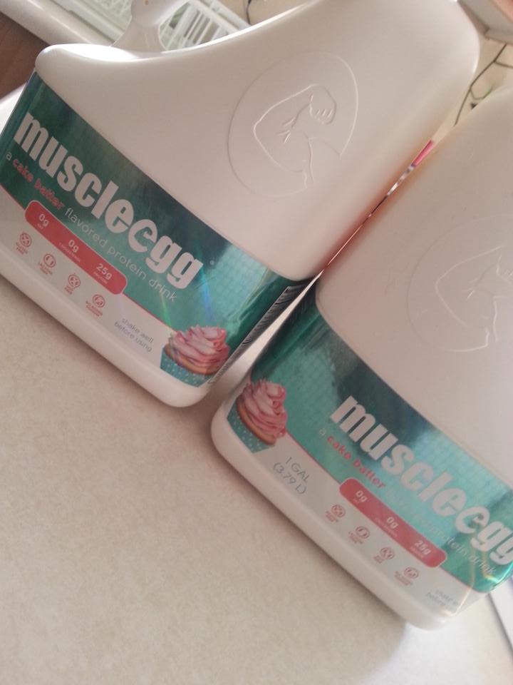 WillieGRamirez's tweet image. This turned into a #perFIcT morning!!! My @MuscleEgg #CakeBatter has arrived.