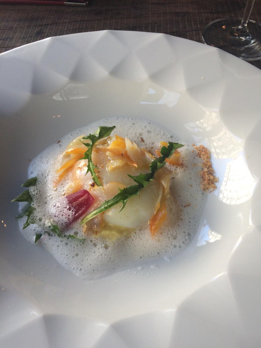 Oeuf parfait sur purée de panais au Clos...bis #food #fooding #egg #lunch #Lyon #wine swarmapp.com/c/hplZVovdfce