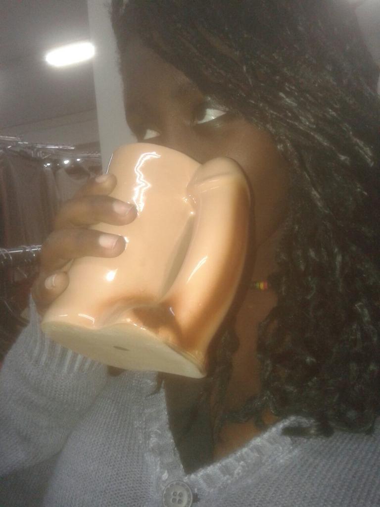 basichole's tweet image. Mi squarcio