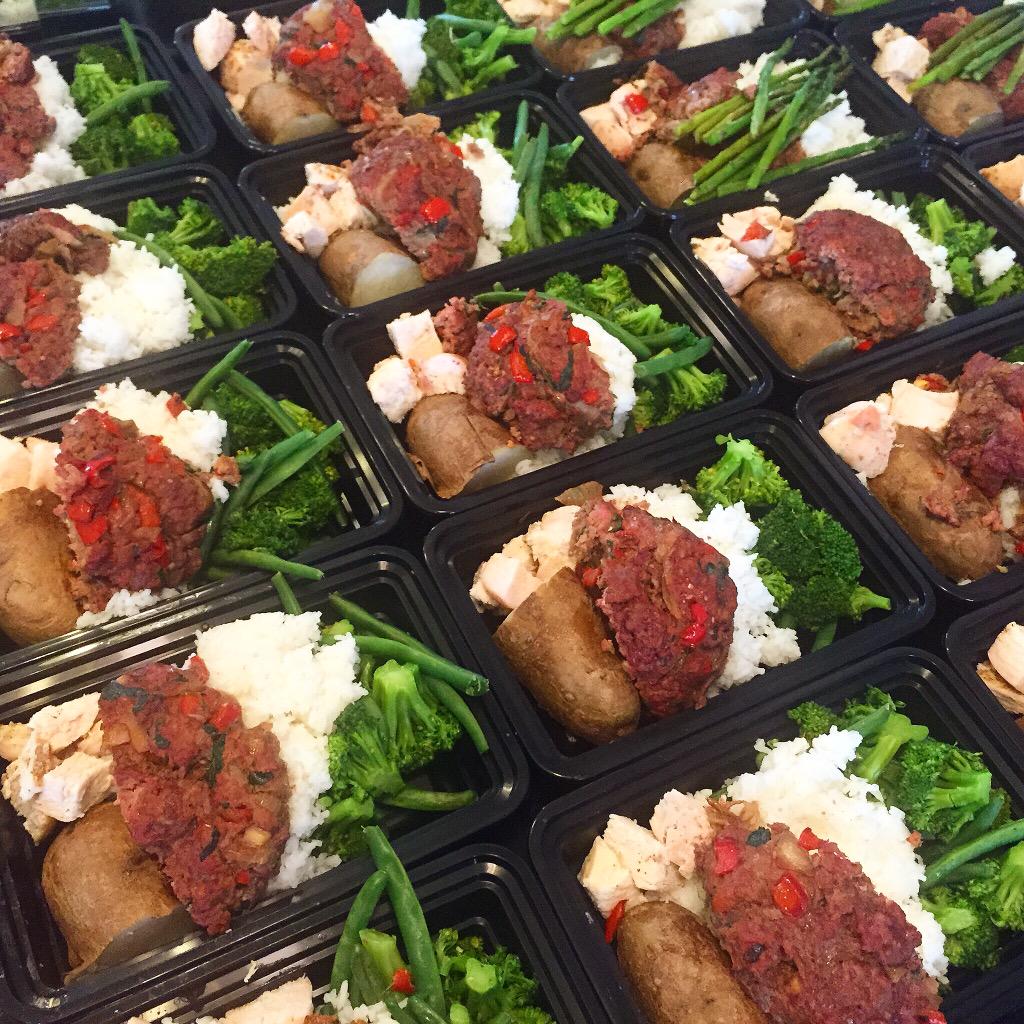 20 off your 1st order of #mealprep  <a href="/foodieshares/">Foodie Shares</a> #app 1st time user promo code jules20 #nutrition #lean or #bulking