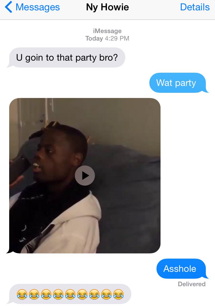 DeRayDavis's tweet photo. "Got HEEM" I hate this shit. He only GOT me because he know I love to PARTY‼️‼️‼️‼️ #fuckOFFhowie http://t.co/jgVGouOpYI