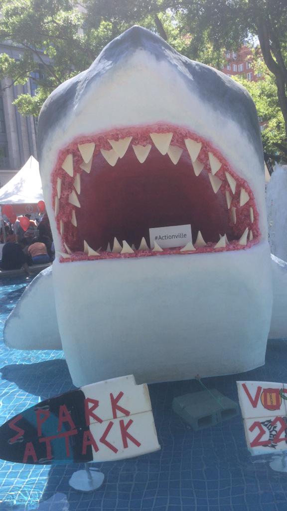 JCCITweets's tweet photo. We see you #oneshark. #Actionville #onespark http://t.co/yd2rY84sbD
