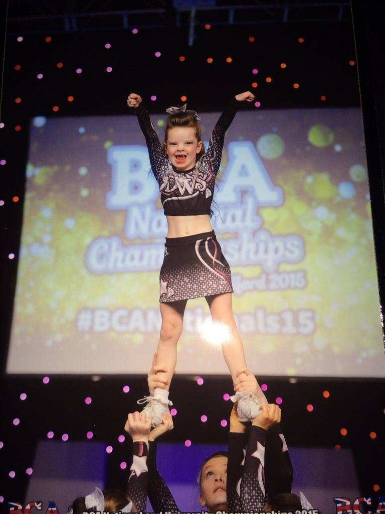 DWSheadcoach's tweet photo. Oh our little minni me ! She is amazing !! @DWScheer http://t.co/PZLxS5Sl6z