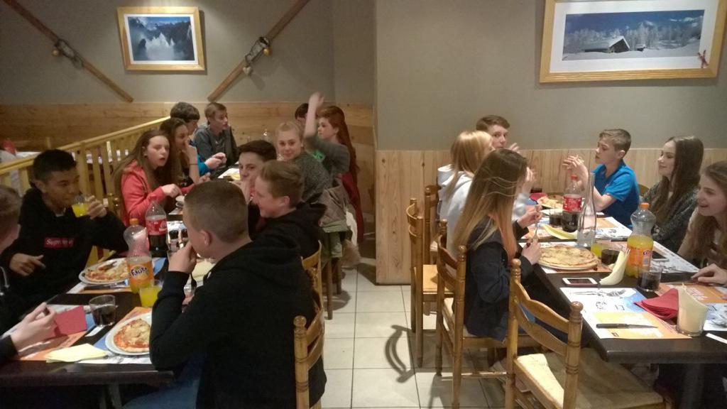 CLV_Sport's tweet photo. Students all enjoying evening meal at pizzeria in resort tonight - reports of exemplary manners all round #proudPL http://t.co/L8NrM1mzSe