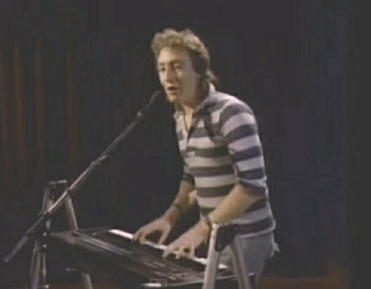 Happy Birthday John Charles Julian Lennon! (8 April 1963)
Feliz Cumpleaños John Charles Julian Lennon! (8 Abril 1963) 