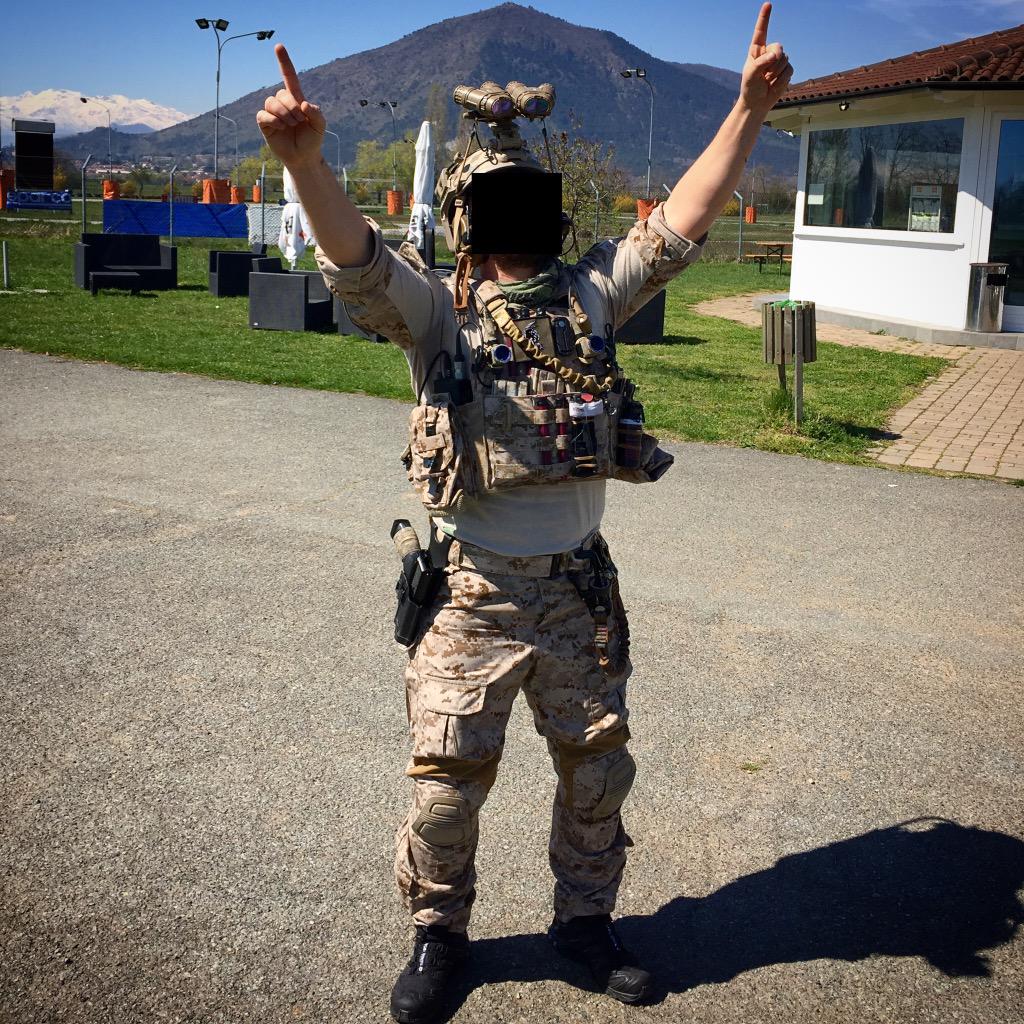 TF6_35's tweet photo. Giornata alternativa #Airsoft #airsoftworld #devgru #milsim http://t.co/Wy2WUGVRzJ
