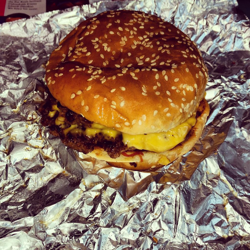 gemlegrand's tweet photo. Got my #fiveguys on in Orlando. They threw in an extra patty. : ) http://t.co/sPei2QckNu