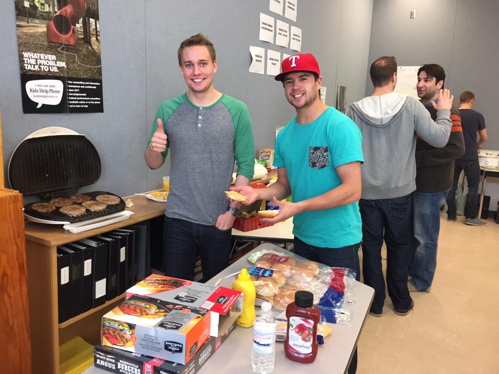 jmachnaik's tweet photo. UofR MiddleYrs Celebration of Learning Pre-internship Brunch #esst317 #ecs311 #ehe317 http://t.co/KvA6pV58hC