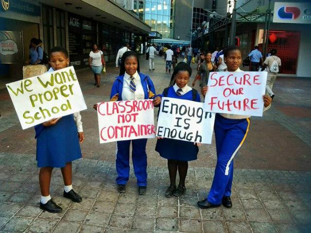 Majestic_Poet's tweet photo. #PhillipiHighSchool #HeinzParkCPT #GovernmentDoSomething #SpreadTheWordSA #ICare #Retweet #ImportanceOfEducation http://t.co/LH1SJFUmFw