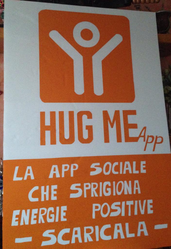 StefyBau's tweet photo. @sitodelledonne Grazie! Spero che tanta gente possa riscoprire l'energia degli abbracci con #HugMeApp @powerofhug http://t.co/YJKhjnIIEO