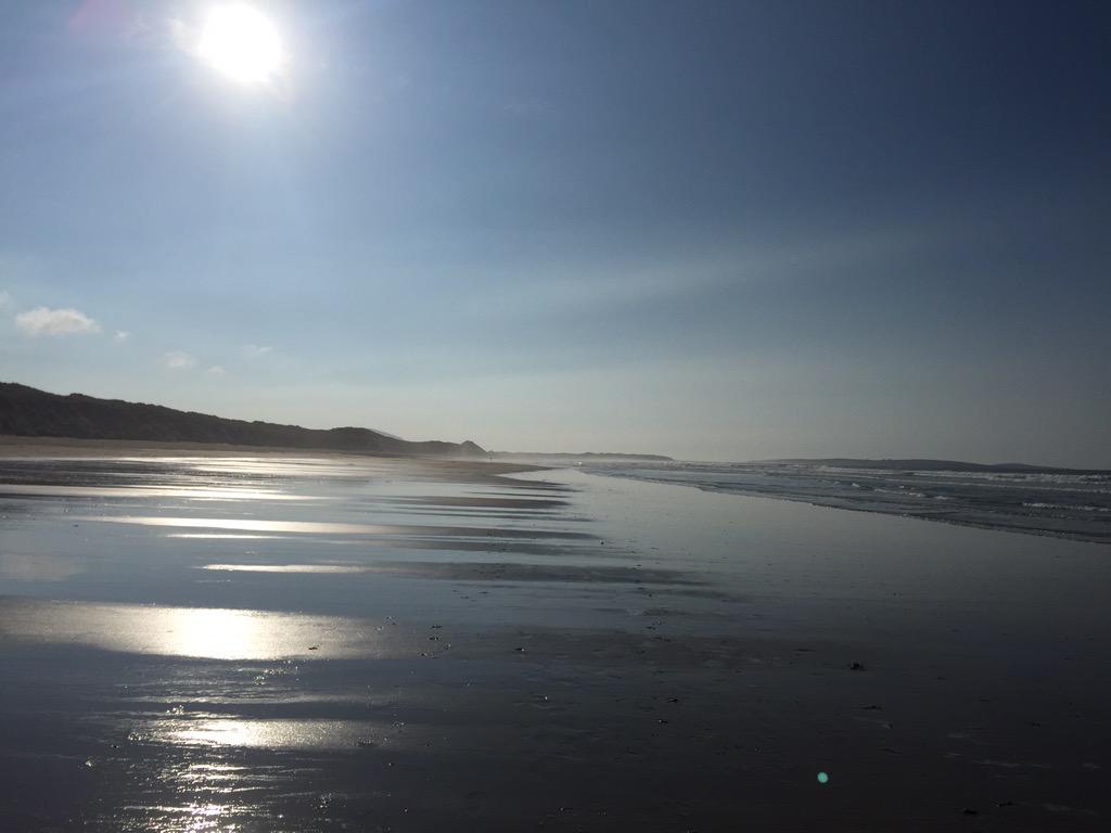 Alimla's tweet photo. Beautiful evening on  #Falcarragh beach @irelandswaw @highlandradio please let it continue into the weekend http://t.co/9xrQS9LFfy
