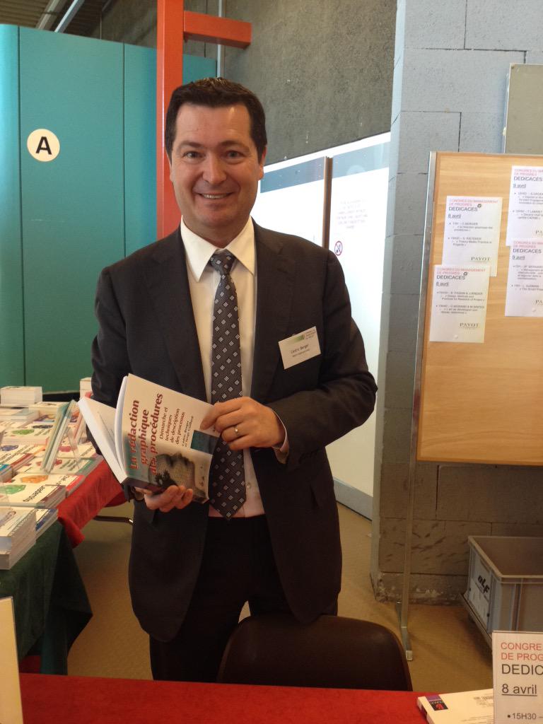 CONGRES_PM's tweet photo. Dédicace de Cédric Berger http://t.co/qcLFLE1mPJ