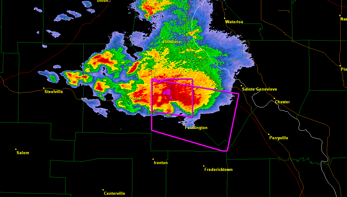 KathrynProciv's tweet photo. The tornado warned supercell in southeast Missouri is taking one heck of a right hand turn! #RightMover #MOwx http://t.co/yblZY2S8RL