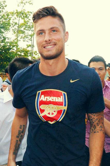 @Chiara_MUFC father of my kids, and he is oh so very French #swoons