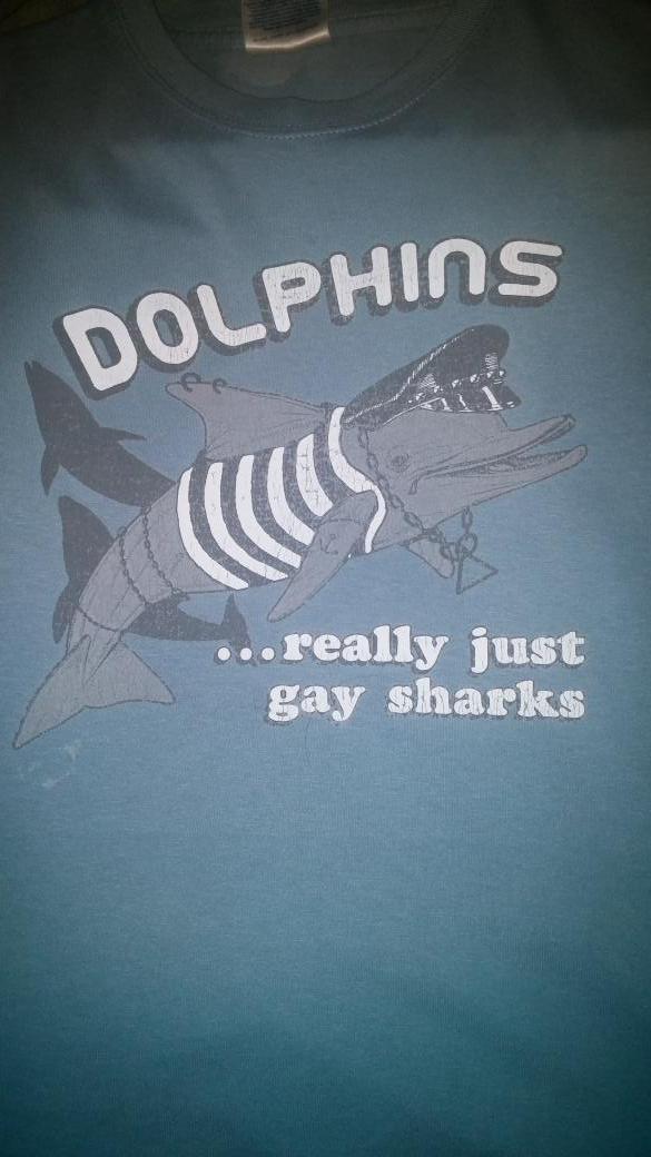 MulysaGard's tweet photo. "@ThatsSoRyannn: "Did you know that dolphins are just gay sharks?"" http://t.co/Ga8eBvRfUG