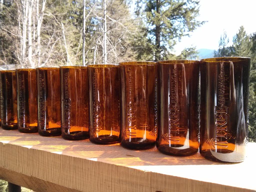 1024interactive's tweet image. Great beer, and they make great drinking glasses. #DIY #beer