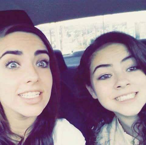 FernandaFuollon's tweet photo. La mejor amiga http://t.co/xRF9UEGFcf