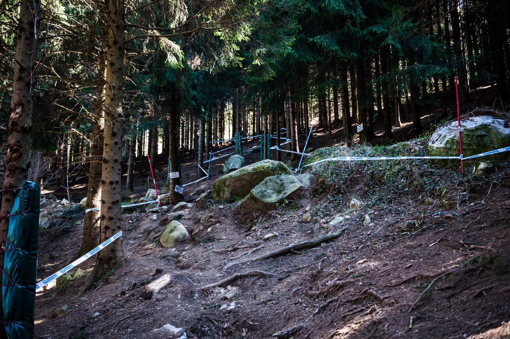 iceman2058's tweet photo. Got out for a sneak peek at the Lourdes track today, looks awesome! http://t.co/TnuGKVlOnD
