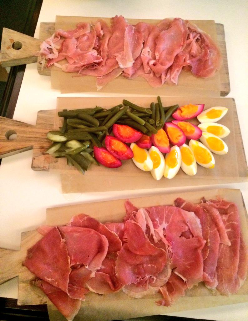 You know you want to go HAM on this ham @AmericaEatsTvrn! The <a href="/dcbrau/">DC Brau Brewing</a> beer pairings are delicious too #brauandbites