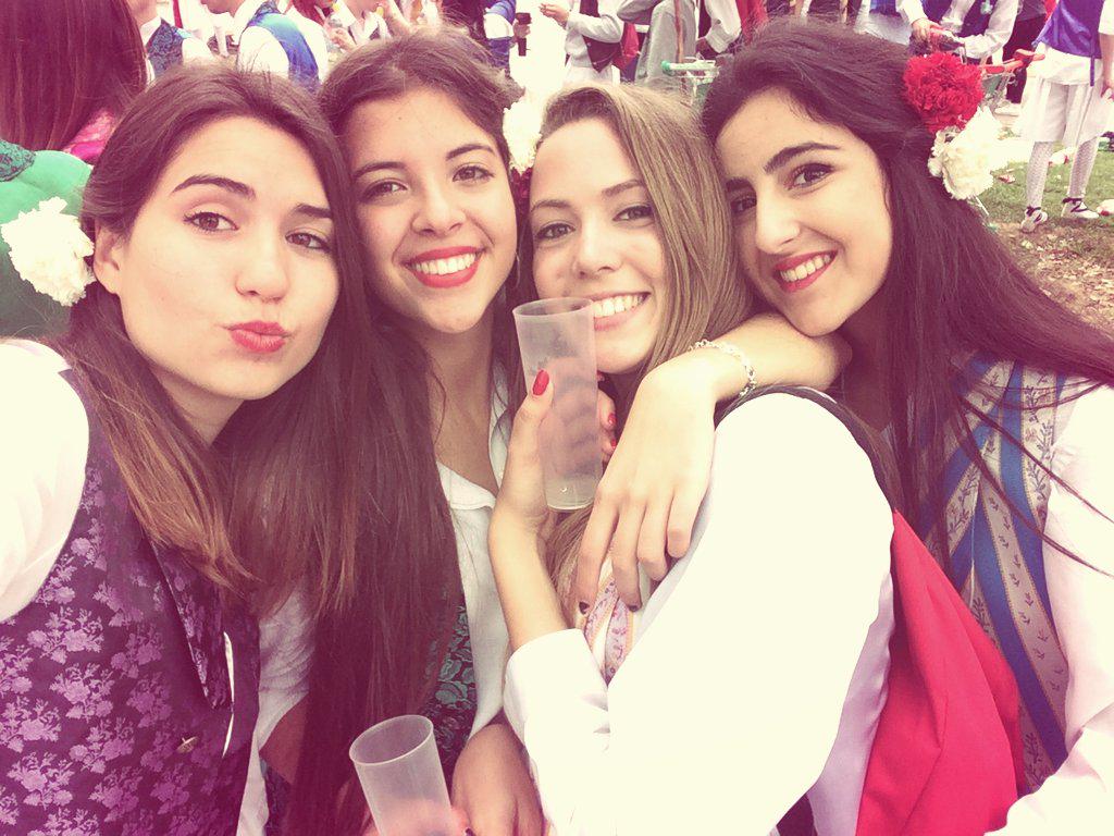 Ana_franco98's tweet photo. Hasta otro año #bando2015 http://t.co/qE8NlkDfF6
