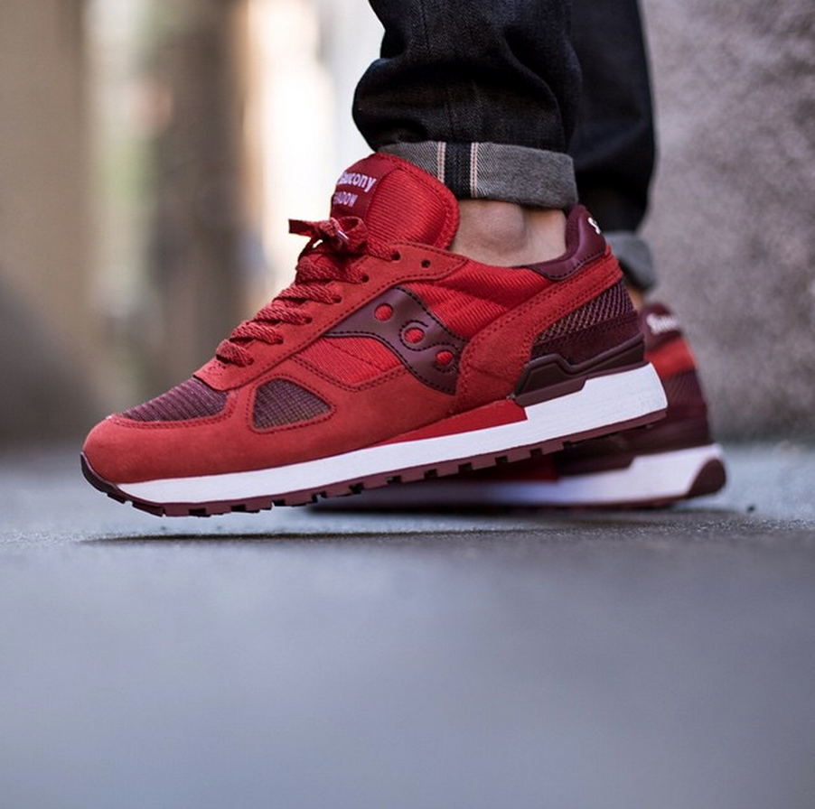 saucony shadow red