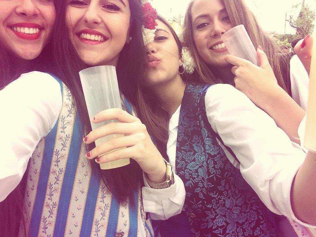 Ana_franco98's tweet photo. Hasta otro año #bando2015 http://t.co/qE8NlkDfF6