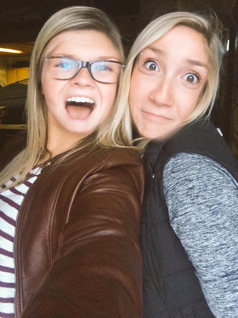 BFacebombs's tweet photo. Cutest sisters at Bethel 👯 http://t.co/5eqdlMqxtv