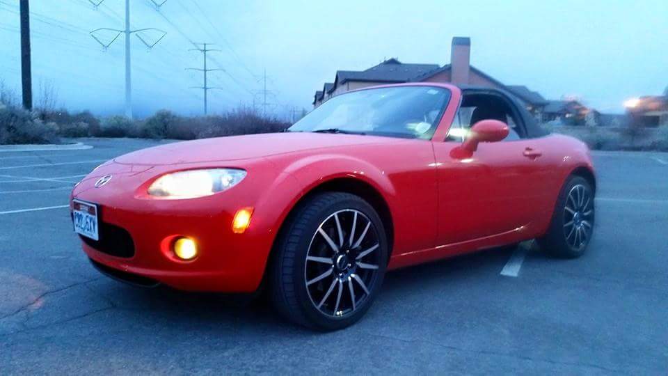 dnic93's tweet photo. My baby! @MiataFansForum @MX5World http://t.co/DTlBVZOpRd