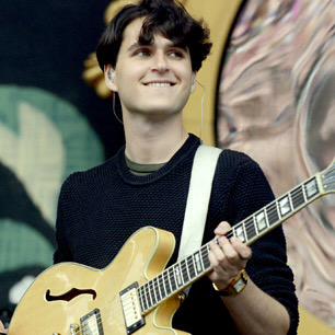 Honestly I give thanks for my lord and savior everyday, Ezra Koenig. Happy birthday darling !! 