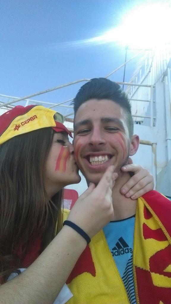Marrrrtuka's tweet photo. Hoy es el cumple de la personita mas especial de mi vida!!!felicidades te super quiero!! @Pabloestevez97 http://t.co/HFMQmKyJpD