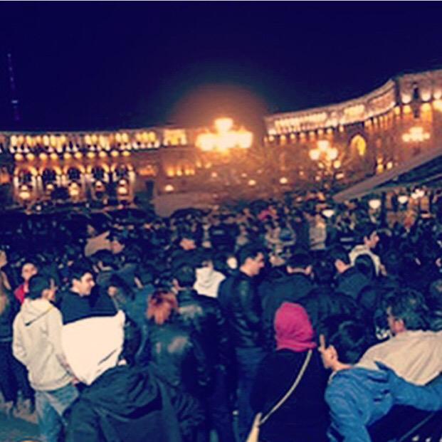 Kim Kardashian tweet media