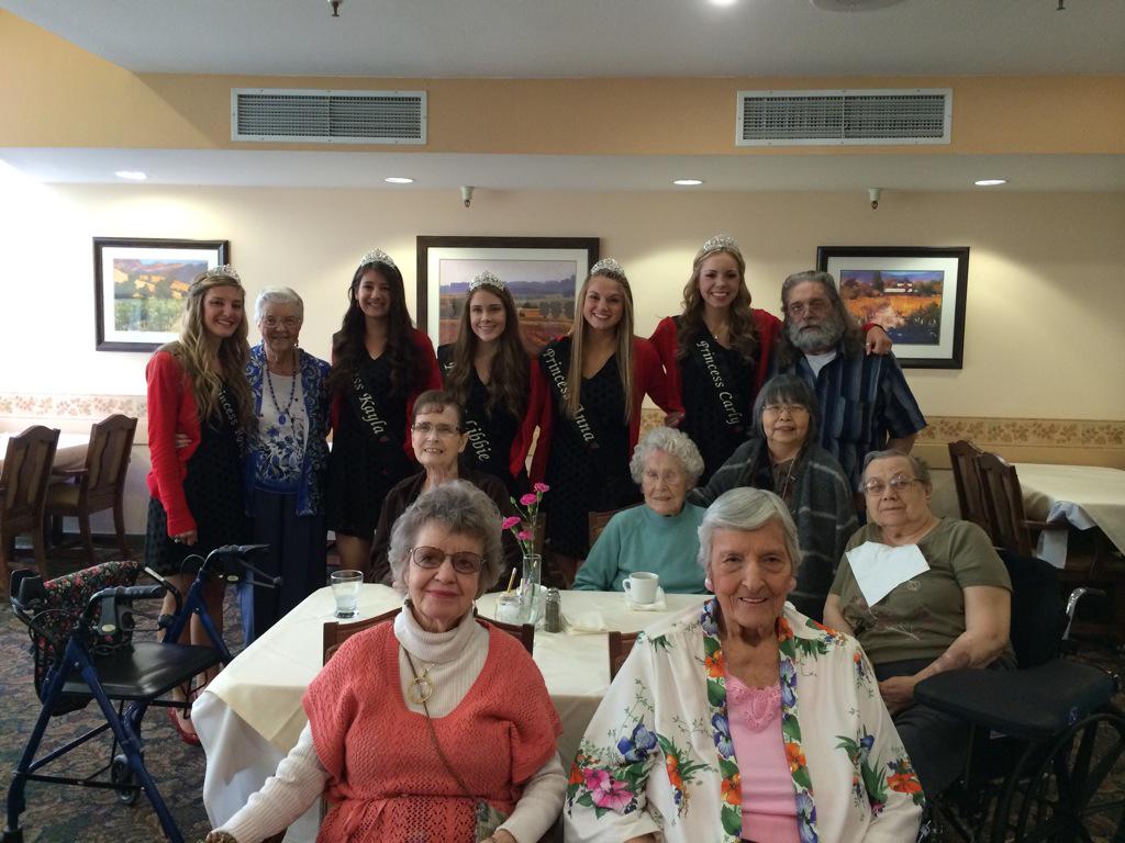 AdTheoaks's tweet photo. So much fun w the strawberry festival court here chatting w our residents. What a amazing bunch of girls! http://t.co/ifaCO3KDYl