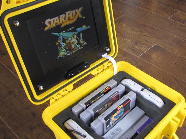 gamesyouloved's tweet photo. EPIC CASE playing Star Fox!
With a built in SNES &amp; Screen 

#consolebox 
#RetroGaming #mod #Nintendo http://t.co/i1WAJHv4GO