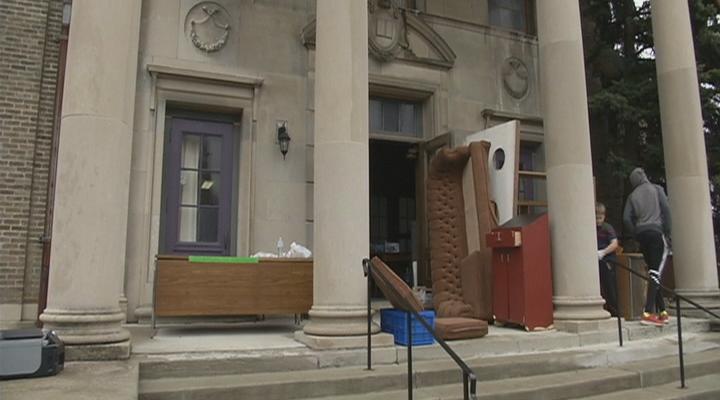 SPECNews1BUF's tweet photo. After almost a year of uncertainty @BfloDreamCenter begins moving into new home
http://t.co/fpPGNn0a0u @RevEricJohns http://t.co/eJ6nLbTzrG