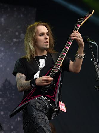 Happy birthday to the best fucking guitarist of the world Alexi Laiho, my hero :3 