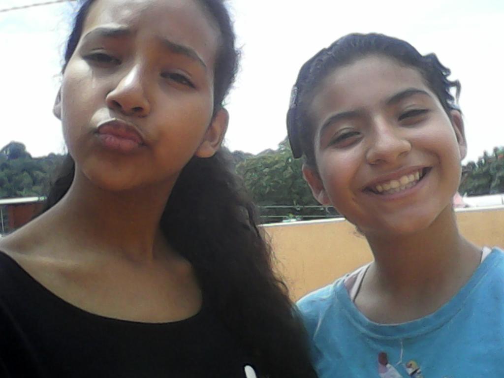 PatsySuper's tweet image. Buenas noches chicos😘 no dejen de twittear😂😂