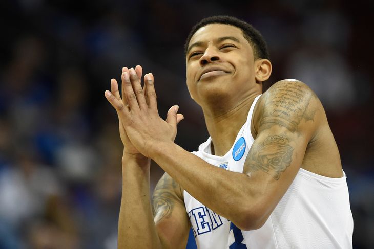 DrewFranklinKSR's tweet photo. UK will likely lose seven of its eight best players tomorrow. You shouldn't worry. At all. http://t.co/oFxtMpKvSh http://t.co/ViWNJyzWK5