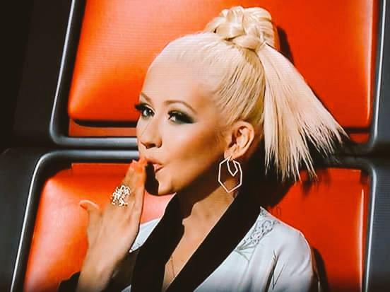 liberatiooon's tweet photo. She came back in better shape than ever. #Gnawed #XtinaAguilera #TheVoice #XtinaIsBack #QueenTina #LegendTina @xtina http://t.co/7n9MLUkXb2