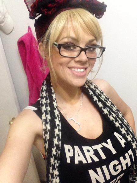 Watch Katie Kox's leaked NSFW photo on TwXstars