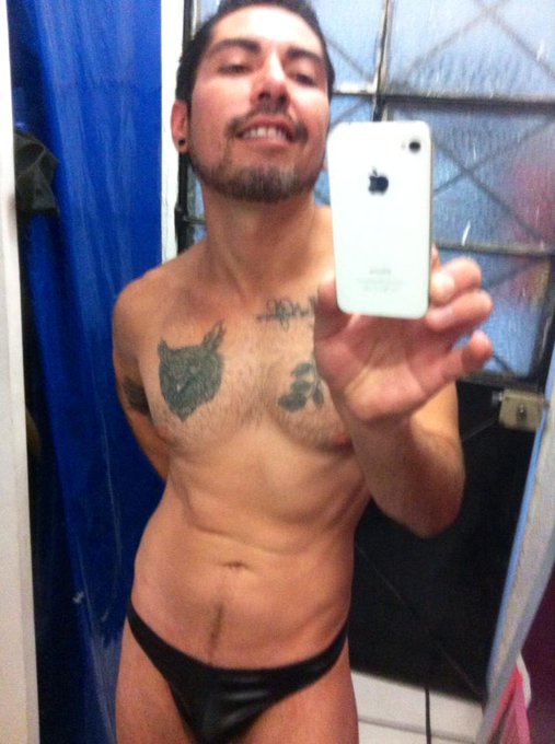 hoy gran noche  #gay  #nocheantrogay http://t.co/PiJIhyejUU<a href="/tag/gay"class="tags">#gay</a><a href="/tag/nocheantrogay"class="tags">#nocheantrogay</a>
