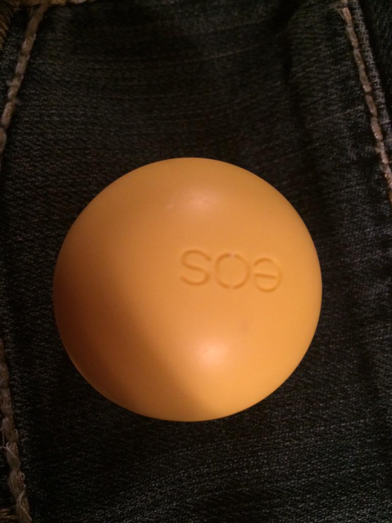 Jessiieabel's tweet photo. @alaina_danielle This seems to be an ordinary EOS stick, but it is not this is a symbol for respect and loyalty!! TY! http://t.co/TUwWParD3c